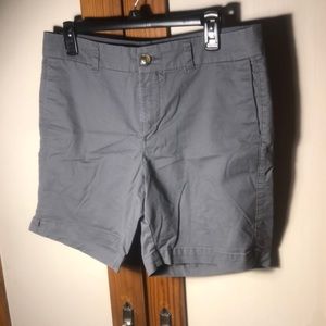 Cute gray shorts